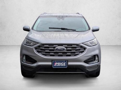 Iconic Silver Metallic 2020 Ford Edge SEL
