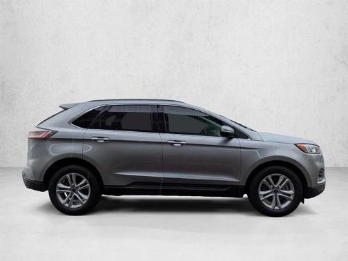Iconic Silver Metallic 2020 Ford Edge SEL