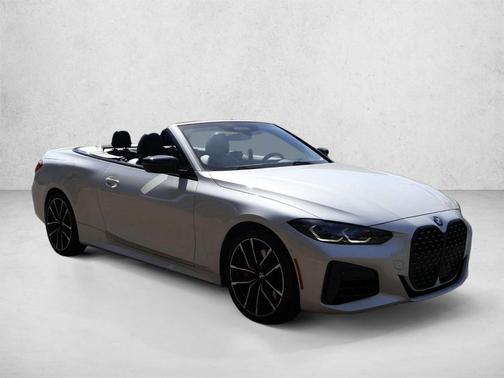 Mineral White Metallic 2024 BMW M440 i xDrive