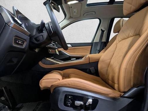 Sparkling 2026 BMW X7 xDrive40i
