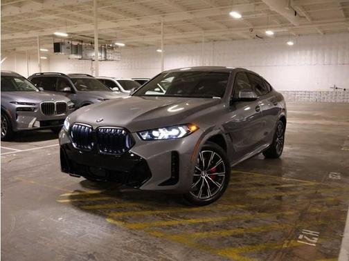 Gray Metallic 2026 BMW X6 xDrive40i