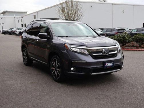 Modern Steel Metallic 2019 Honda Pilot Touring 8-Passenger