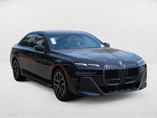 Black Sapphire Metallic 2025 BMW 740 i xDrive