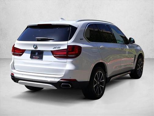 Mineral White Metallic 2018 BMW X5 eDrive xDrive40e