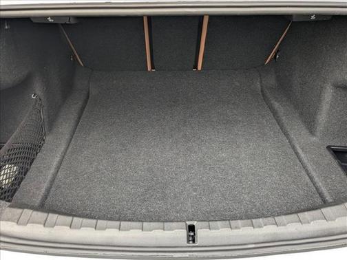 2025 BMW 330 i xDrive