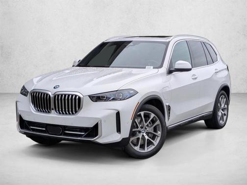 Alpine White 2026 BMW X5 PHEV xDrive50e