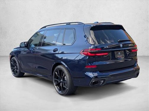 2026 BMW X7 M60i
