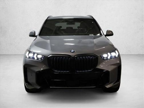 Gray Metallic 2026 BMW X5 xDrive40i