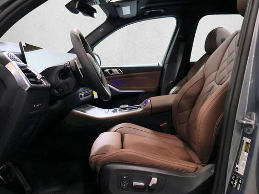 Gray Metallic 2026 BMW X5 xDrive40i