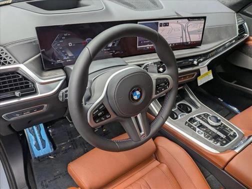 2026 BMW X7 M60i