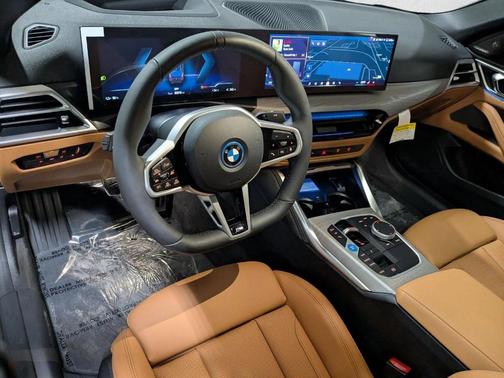 Black Sapphire Metallic 2025 BMW i4 Gran Coupe xDrive40