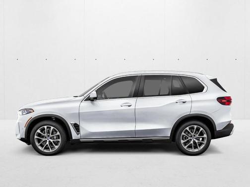 Mineral White Metallic 2026 BMW X5 xDrive40i