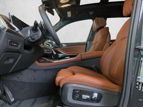 2026 BMW X7 M60i
