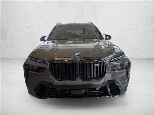 2026 BMW X7 M60i