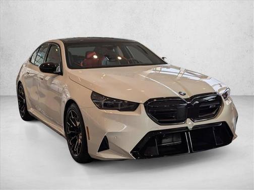 Alpine White 2026 BMW M5 Base