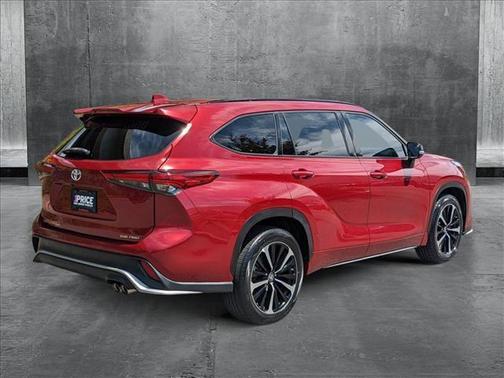 2021 Toyota Highlander XSE