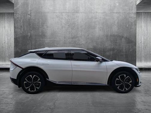 2022 Kia EV6 Wind