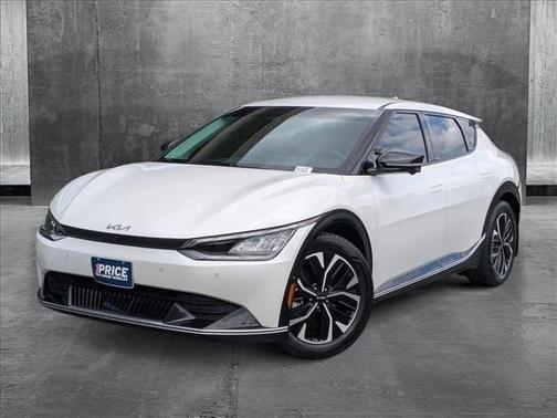 2022 Kia EV6 Wind