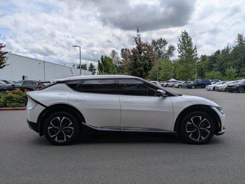 2022 Kia EV6 Wind