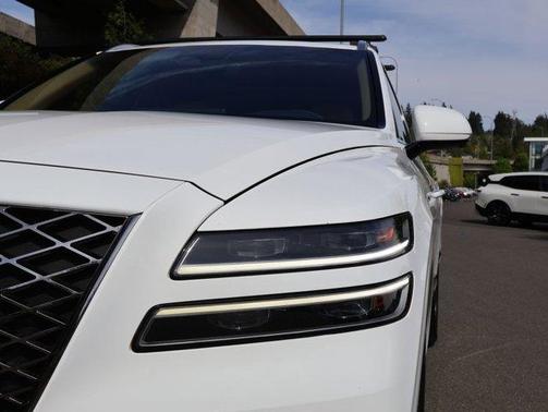 Alta White 2023 Genesis GV80 2.5T