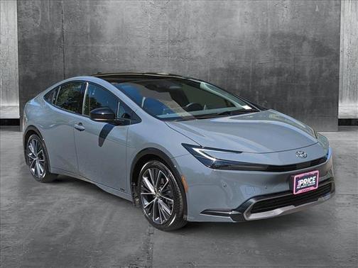 2024 Toyota Prius XLE