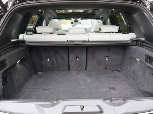 Jet Black 2023 BMW X5 PHEV xDrive45e