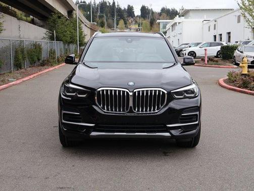 Jet Black 2023 BMW X5 PHEV xDrive45e