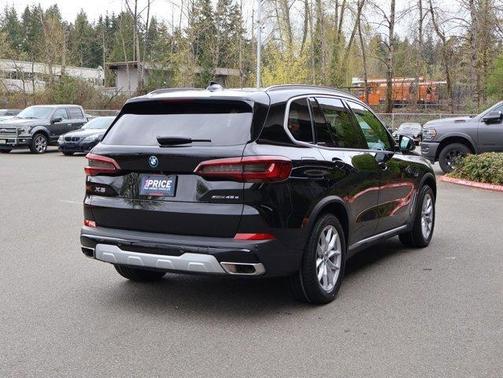 Jet Black 2023 BMW X5 PHEV xDrive45e