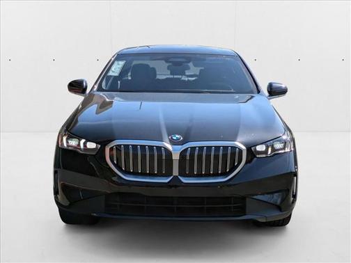 2025 BMW 540 i xDrive