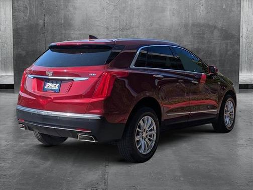 2017 Cadillac XT5 Base