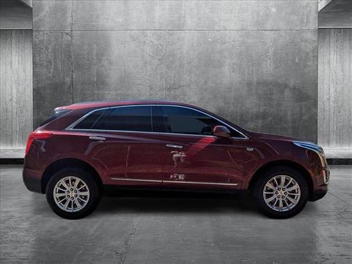 2017 Cadillac XT5 Base