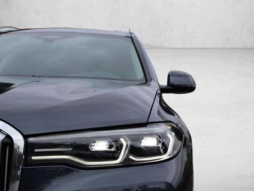 Arctic Gray Metallic 2019 BMW X7 xDrive40i