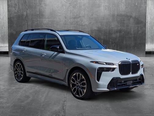 2026 BMW X7 M60i