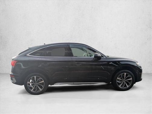 2022 Audi Q5 45 S line Premium Plus