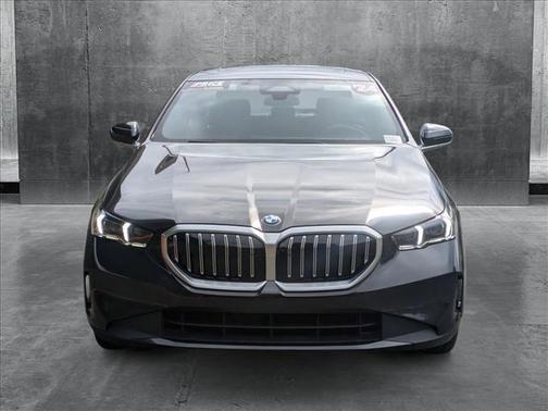 2024 BMW 530 i xDrive