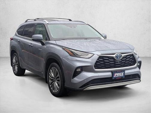 2021 Toyota Highlander Hybrid Platinum
