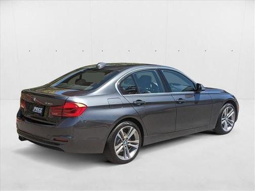 2017 BMW 330 i xDrive