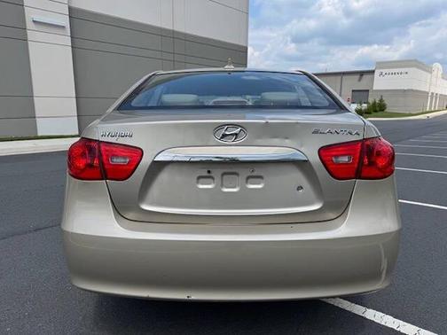 2010 Hyundai ELANTRA GLS