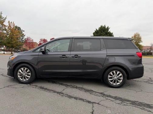 2019 Kia Sedona LX