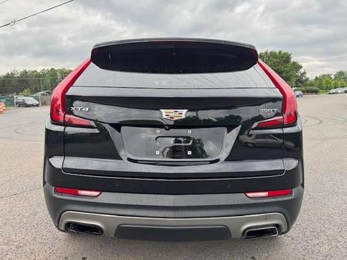 2020 Cadillac XT4 Premium Luxury