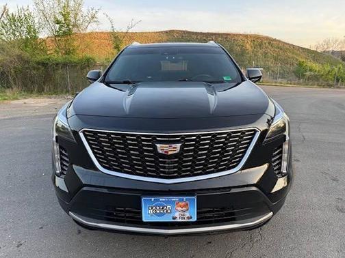 2020 Cadillac XT4 Premium Luxury