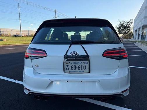 2017 Volkswagen Golf R 2.0T DSG
