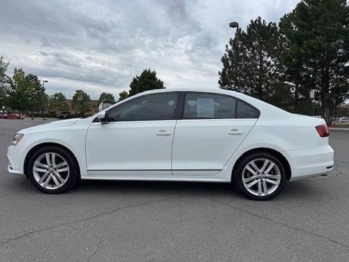 2017 Volkswagen Jetta 1.8T SEL Premium