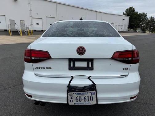 2017 Volkswagen Jetta 1.8T SEL Premium
