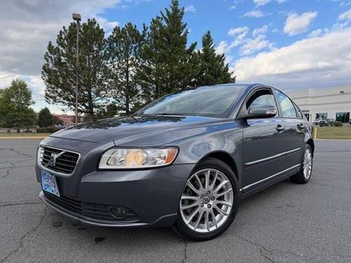 2010 Volvo S40 2.4i