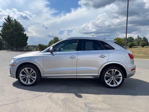 2017 Audi Q3 2.0T Premium Plus