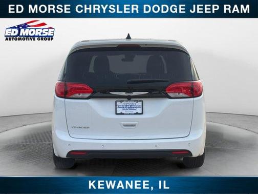 2026 Chrysler Voyager LX