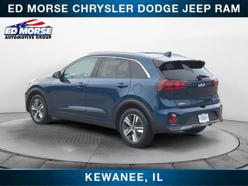 2022 Kia Niro LXS SE