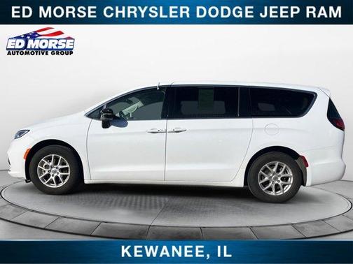 2024 Chrysler Pacifica Touring-L