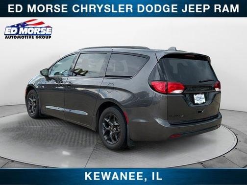 2019 Chrysler Pacifica Touring-L Plus
